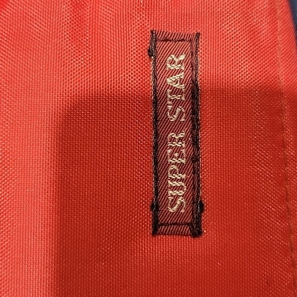 red nylon wallet - Picture 6 of 6